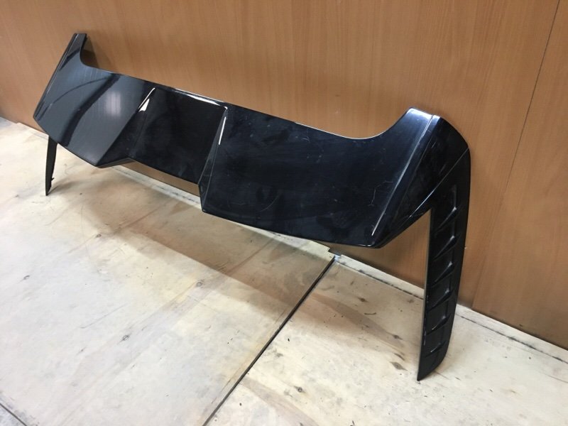 Спойлер крышки багажника задний F7 2025