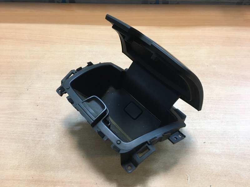 Бардачок Chevrolet Cruze 2012 J300 95092995 контрактная