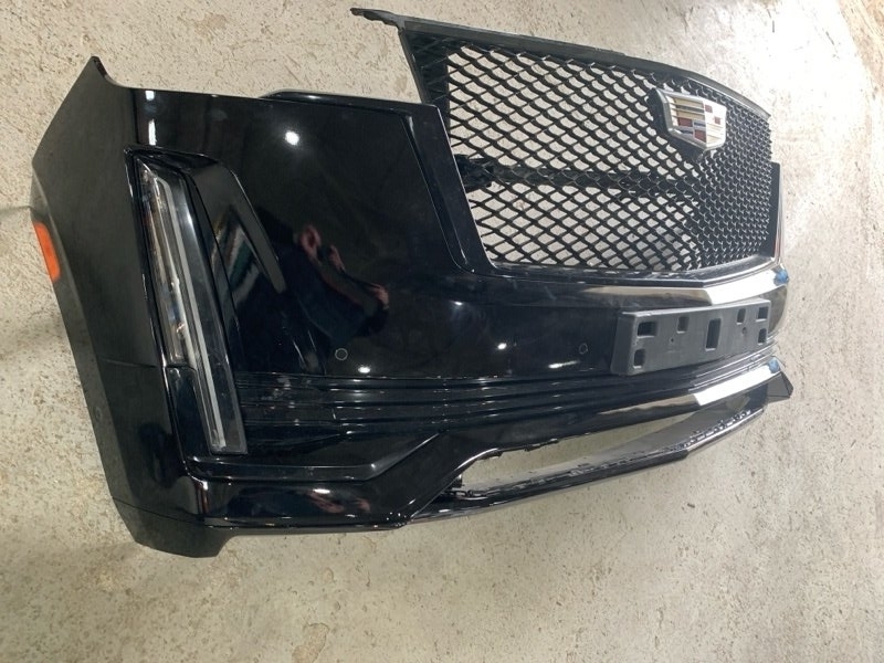Бампер передний Cadillac Escalade