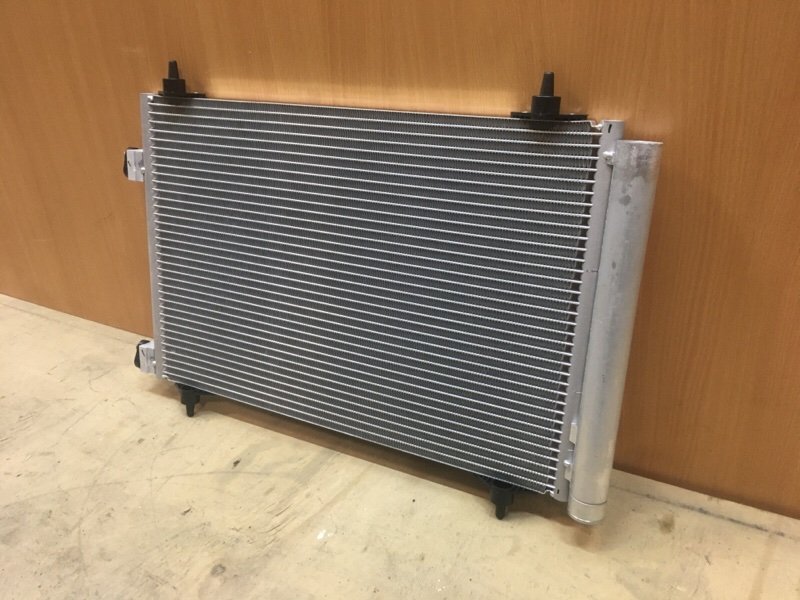 Радиатор кондиционера Citroen Berlingo Радиатор кондиционера Citroen Berlingo