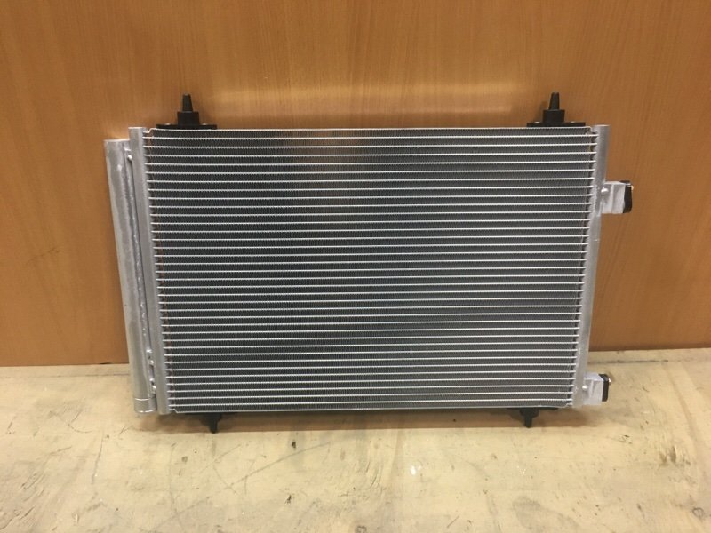 Радиатор кондиционера Berlingo 2008 Радиатор кондиционера Berlingo 2008