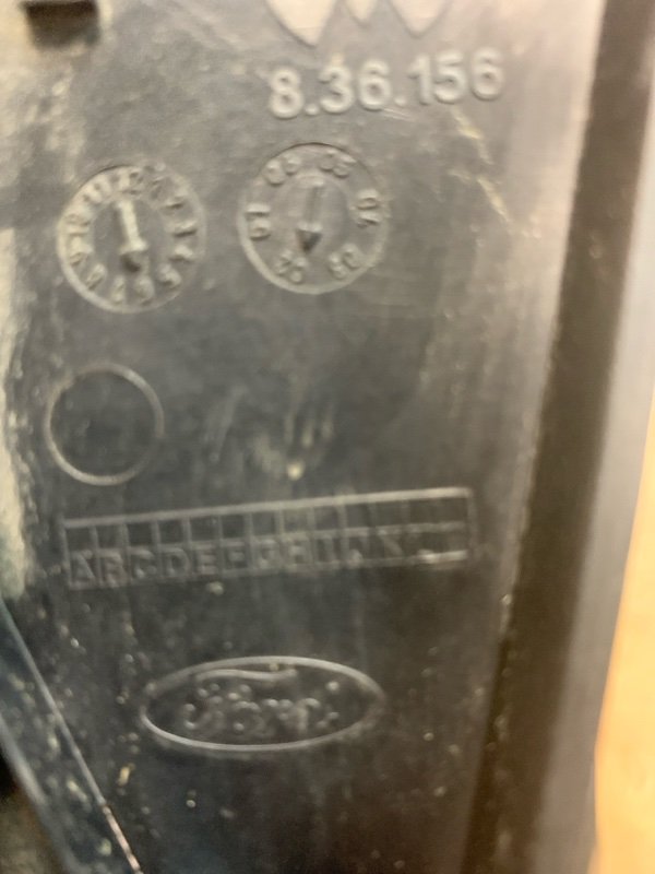 Зеркало правое Mondeo 2000