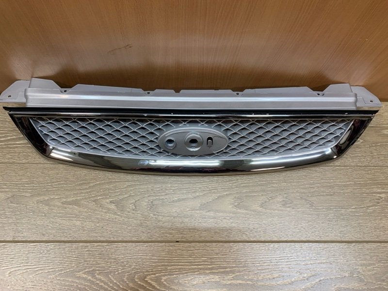 Решетка радиатора Focus 2004