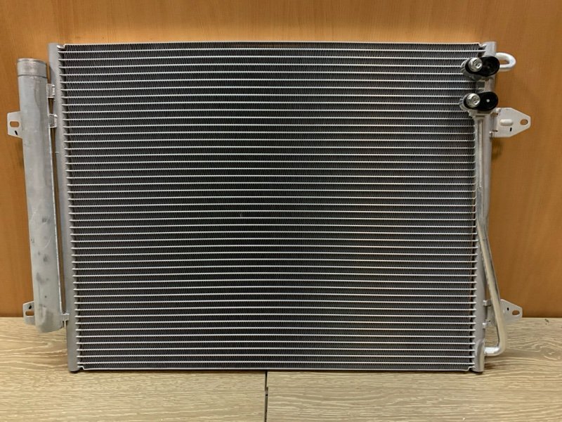 Радиатор кондиционера Volkswagen Passat 2005 B6 104832 новая