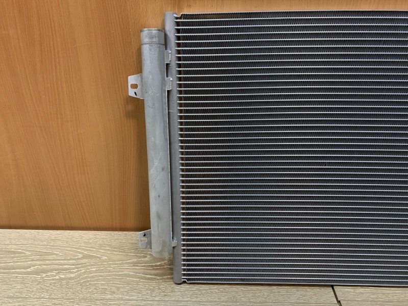 Радиатор кондиционера Passat 2005 B6