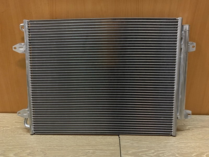 Радиатор кондиционера Passat 2005 B6