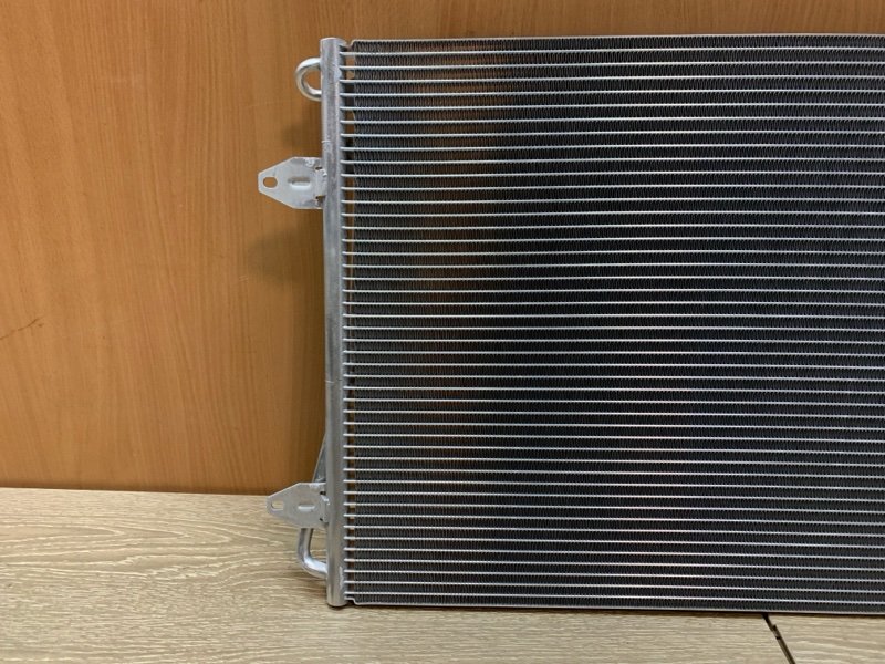 Радиатор кондиционера Passat 2005 B6