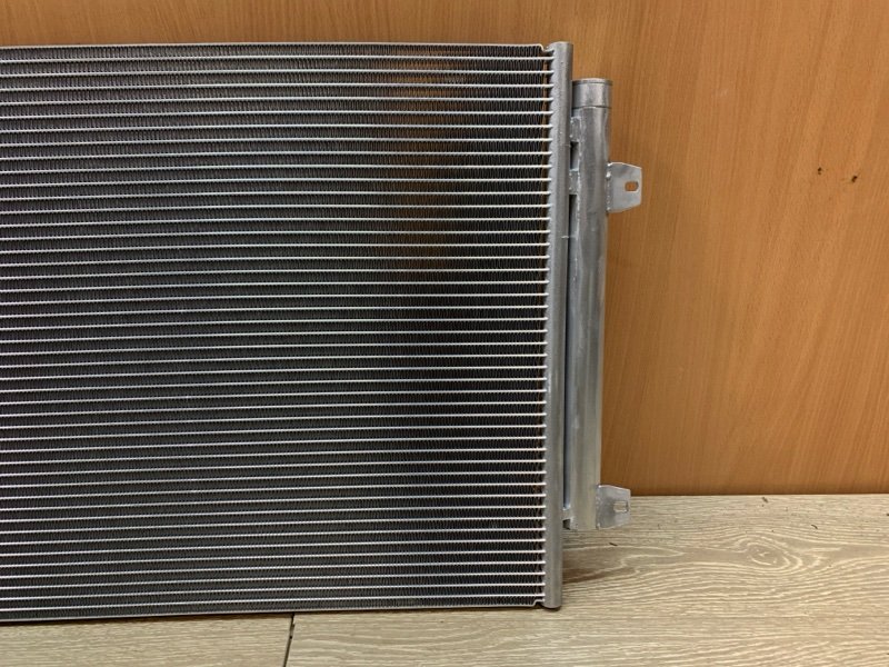 Радиатор кондиционера Passat 2005 B6