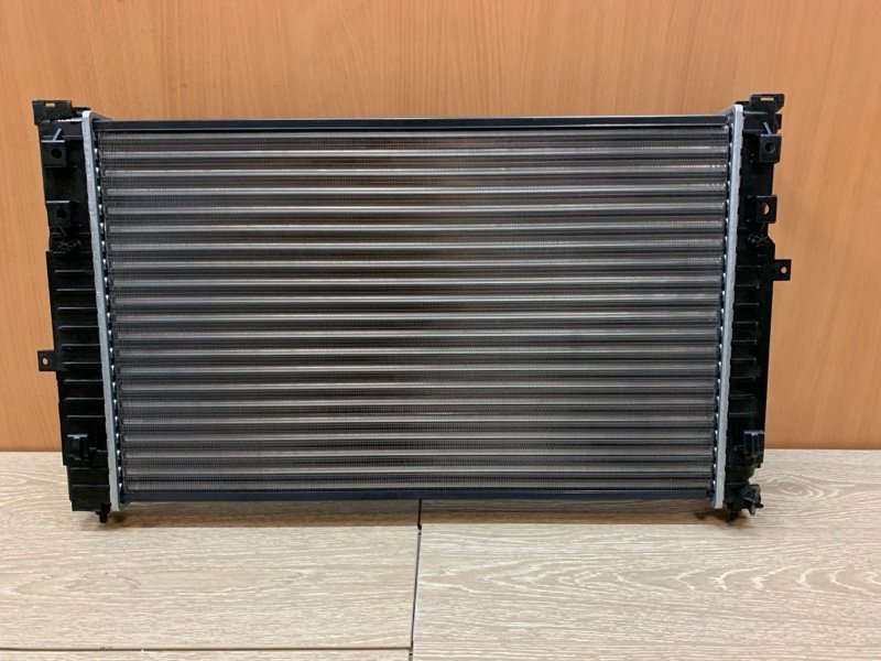 Радиатор охлаждения A4 1994 B5