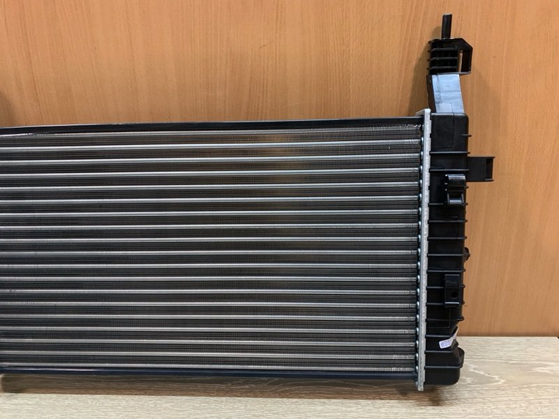 Радиатор охлаждения Meriva 2002 1.4-1.8