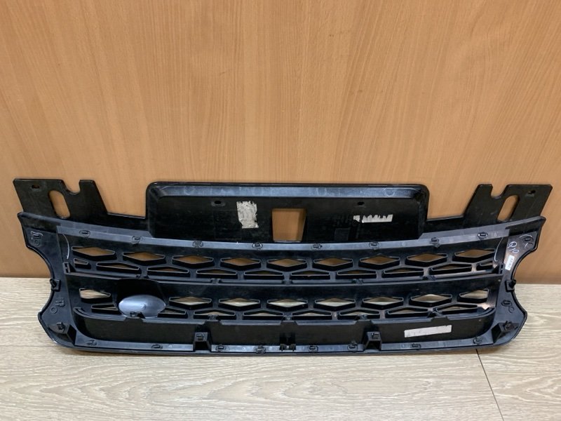 Решетка радиатора Range Rover Sport 2