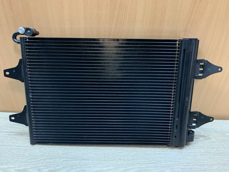 Радиатор кондиционера Fabia