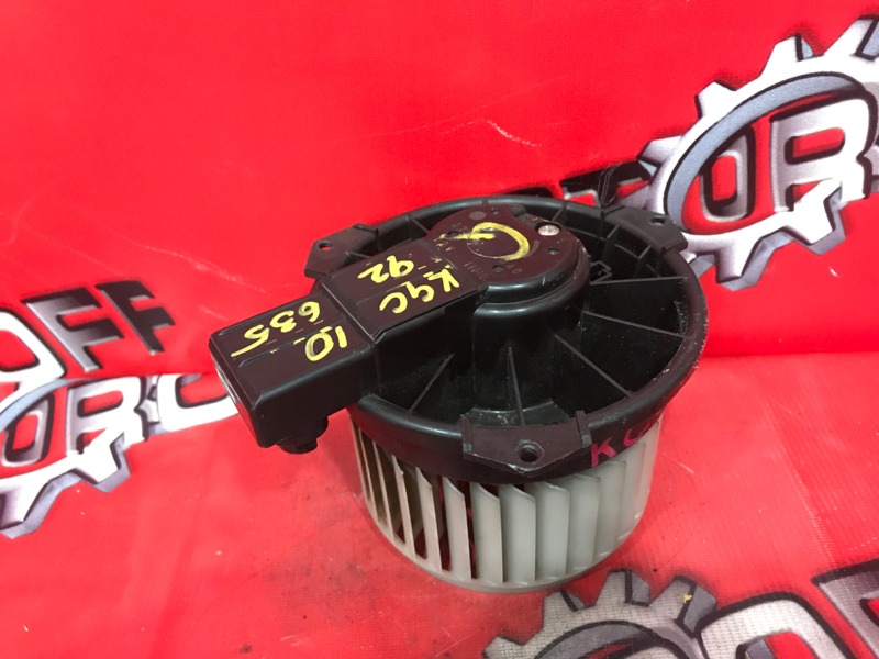 Вентилятор (мотор отопителя) Toyota Passo KGC10 1KR-FE 2004 (б/у)
