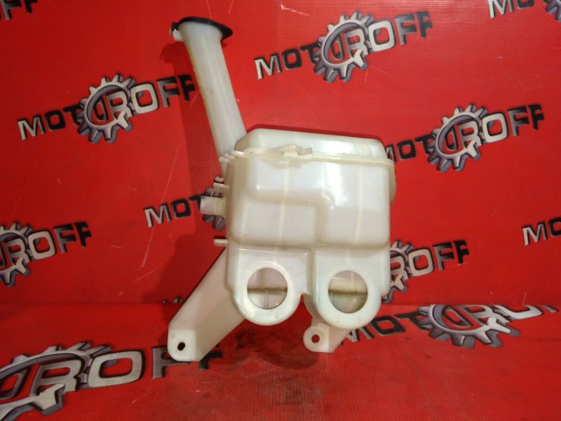 Бачок омывателя Toyota Ractis NCP100 1NZ-FE 2005 (б/у)