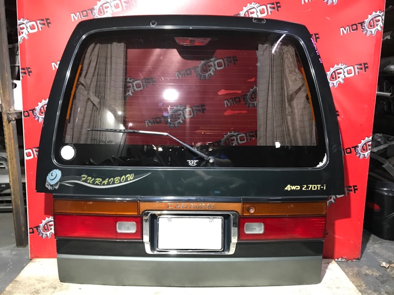 Дверь задняя багажника Nissan Caravan ARME24 TD27 1986 задняя (б/у)