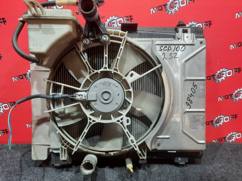 Радиатор двигателя Toyota Ractis SCP100 2SZ-FE 2005 (б/у)