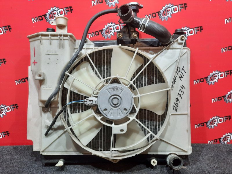 Радиатор двигателя Toyota Vitz NCP10 2NZ-FE 1999 (б/у)