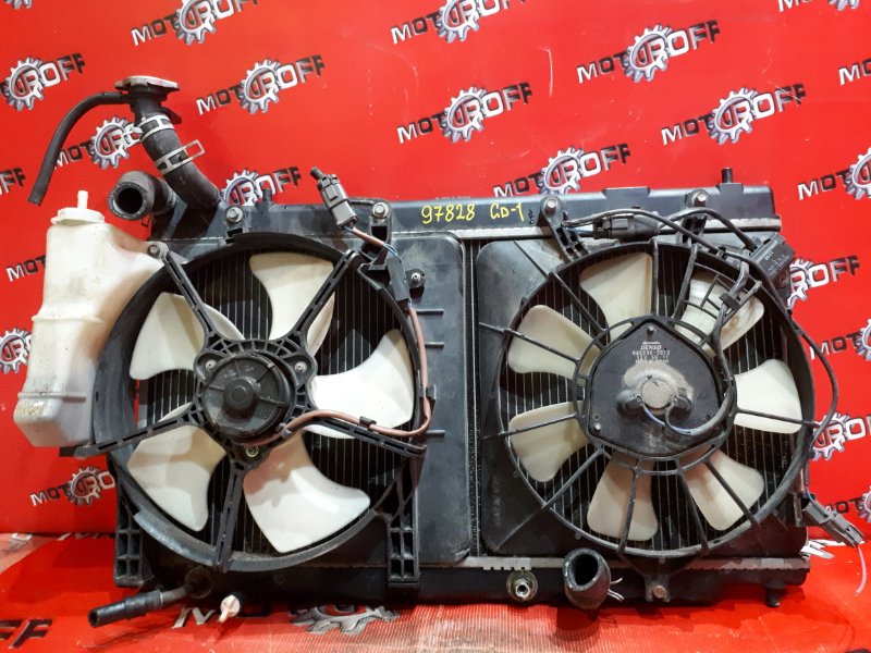 Радиатор двигателя Honda Fit GD1 L13A 2001 (б/у)