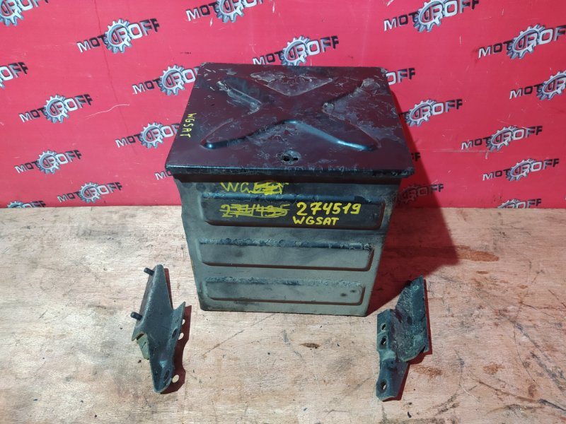 Ящик для инструментов Mazda Titan WG64T 4HG1 1989 (б/у)