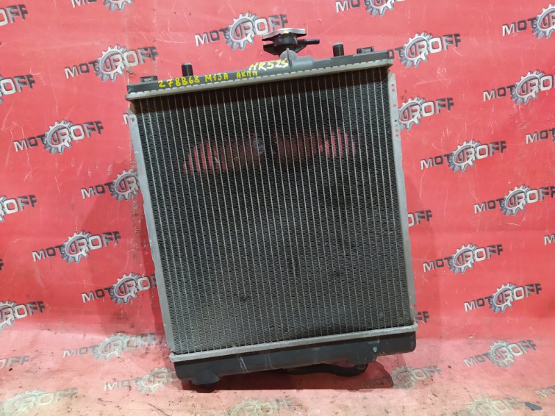 Радиатор двигателя Chevrolet Cruze HR52S M13A 2001 (б/у)