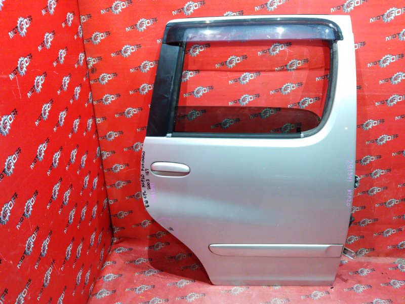 Дверь боковая Toyota Funcargo NCP20 2NZ-FE 2002 задняя правая (б/у)