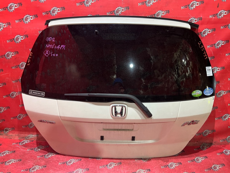 Дверь задняя багажника Honda Fit GD1 L15A 2001 задняя (б/у)