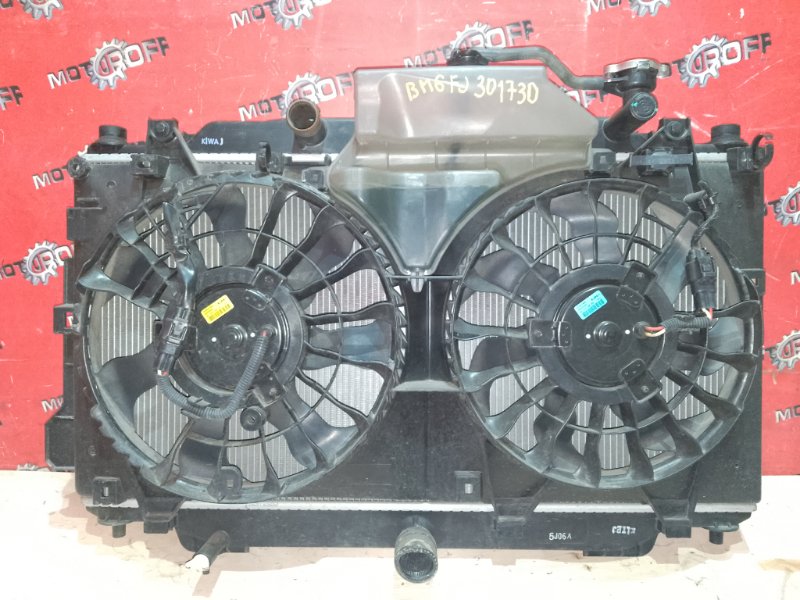 Радиатор двигателя Mazda Axela BM6FY Z6-VE 2013 (б/у)