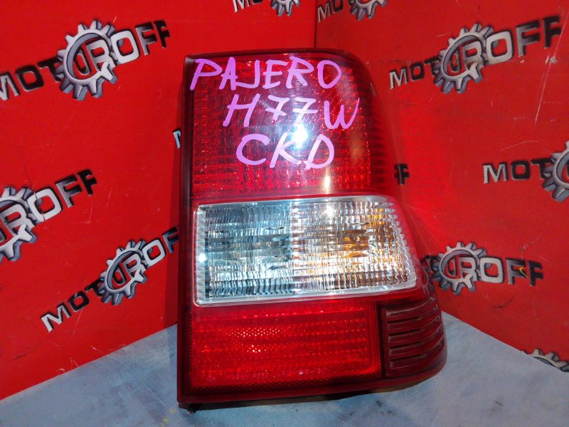 Фонарь (стоп-сигнал) Mitsubishi Pajero Io H77W 4G94 1998 задний правый (б/у)