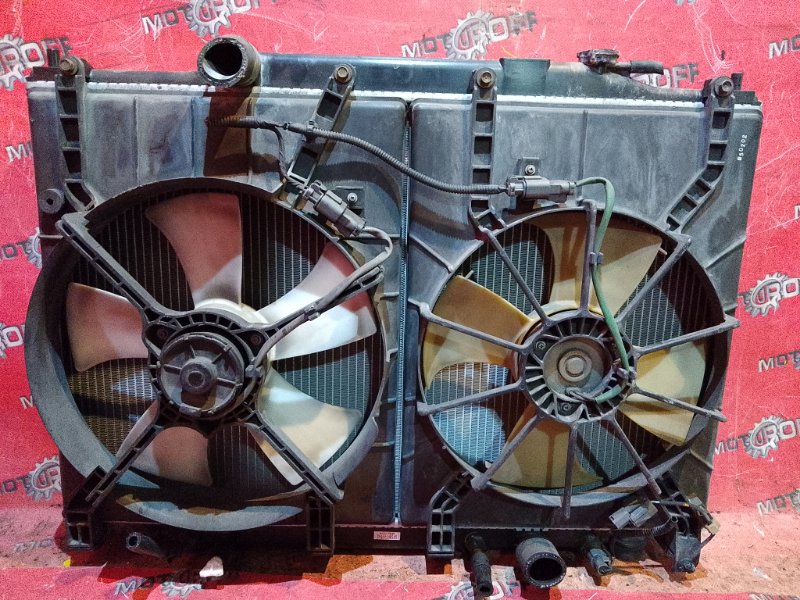 Радиатор двигателя Honda Stepwgn RF5 K20A 2001 (б/у)