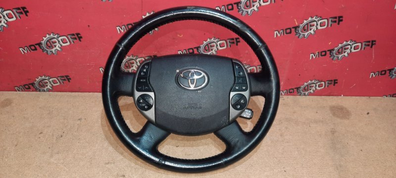 Руль Toyota Prius NHW20 1NZ-FXE 2003 (б/у)