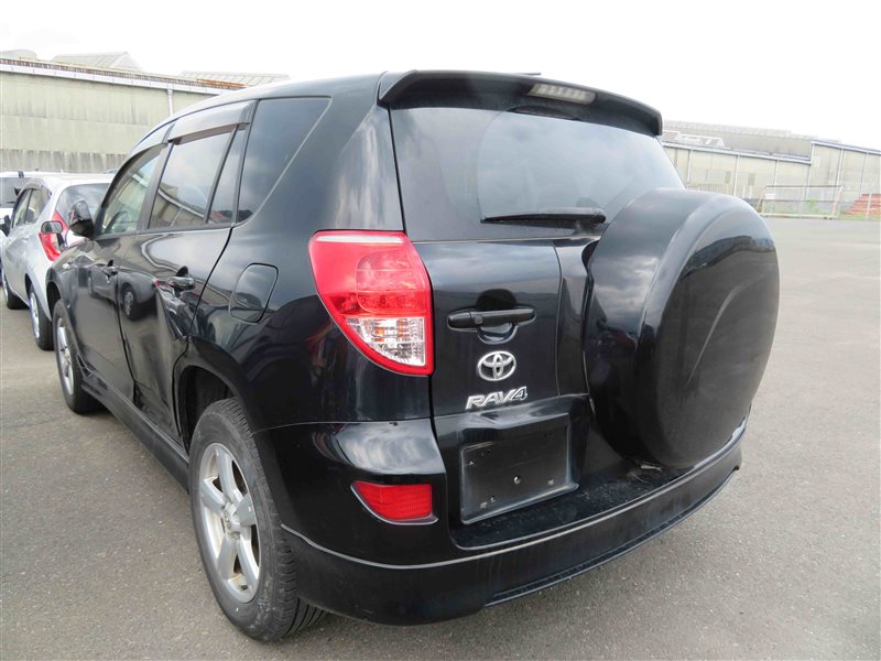 Уплотнитель крыла передний правый Rav4 2006 ACA31 2AZ-FE Уплотнитель крыла передний правый Rav4 2006 ACA31 2AZ-FE