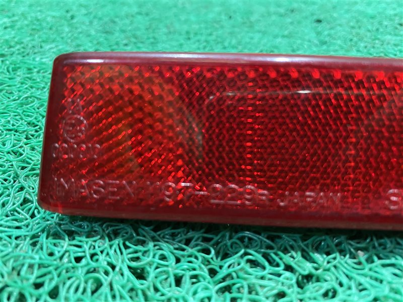 Катафот бампера левый Mitsubishi RVR GA3W 4B10