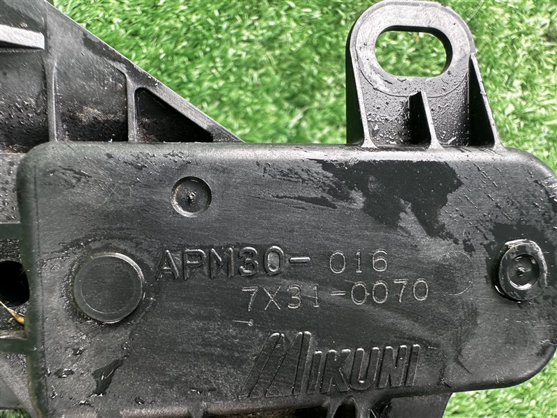 Педаль газа Mitsubishi Pajero V97W 6G75