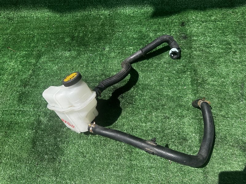 Бачок расширительный Toyota Aqua 2013(107) nhp10 1NZFXE контрактная