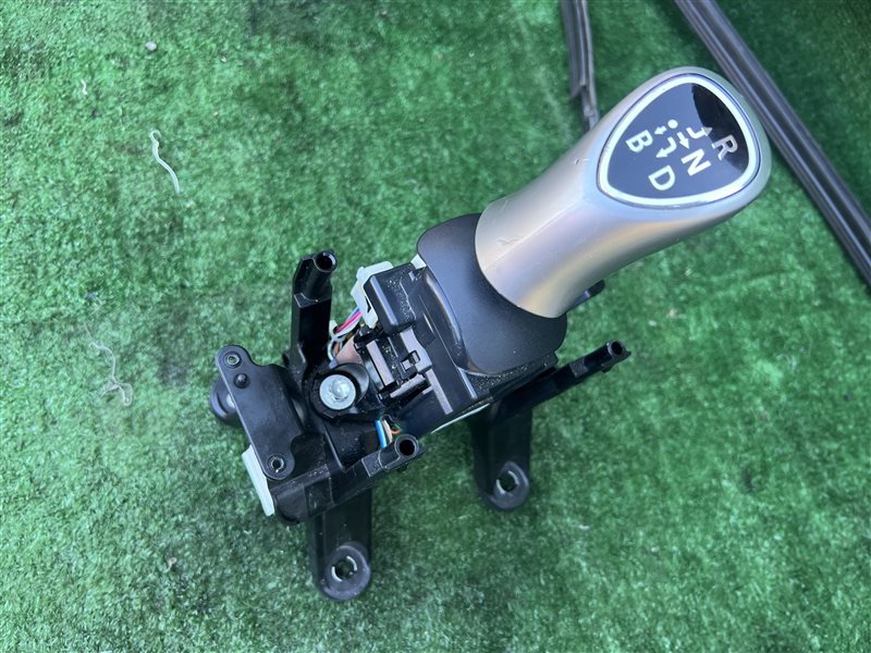 Запчасть селектор акпп Mitsubishi OUTLANDER 2014(5213) GF7W 2400a355 контрактная Селектор акпп Mitsubishi OUTLANDER 2014(5213) GF7W 2400a355 контрактная