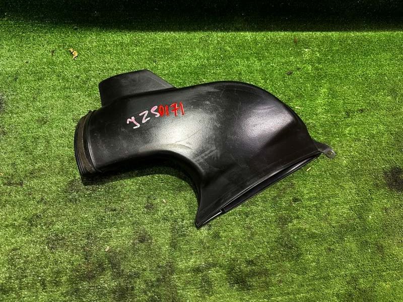 Воздухозаборник Toyota Crown 2003(0171) JZS171 1jzfse 17751-46120 контрактная