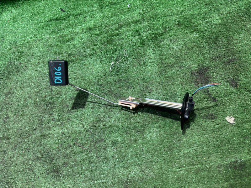 Датчик уровня топлива Mitsubishi OUTLANDER 2007(0106) Cw6w 6b31 контрактная