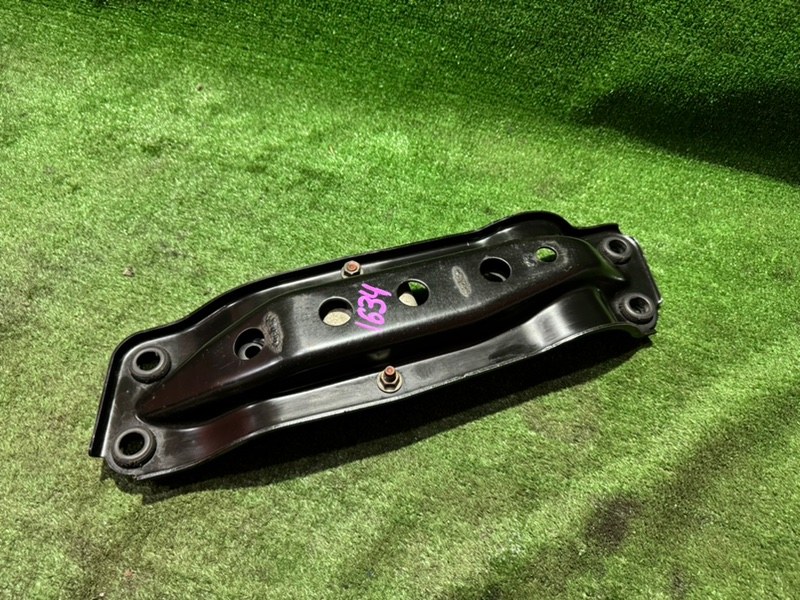 Подушка кпп Infiniti FX35 s51