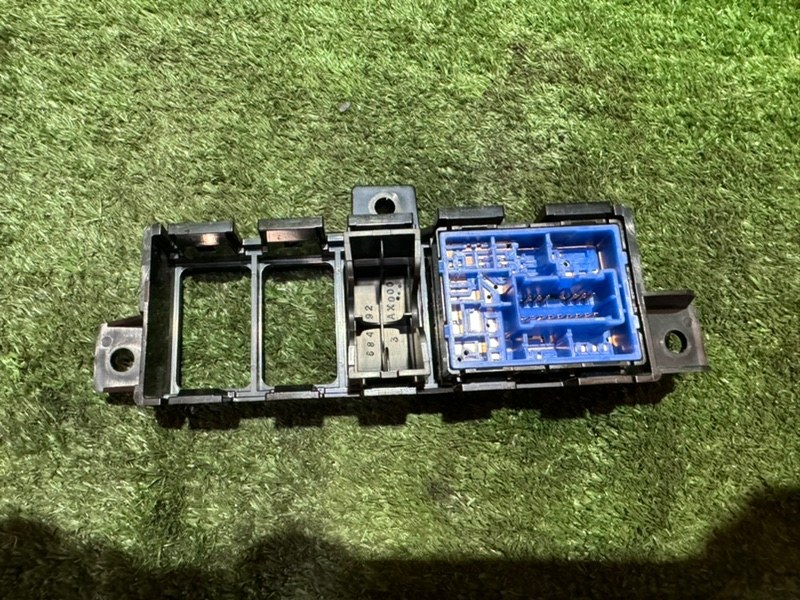 Блок управления зеркалами Infiniti FX35 s51