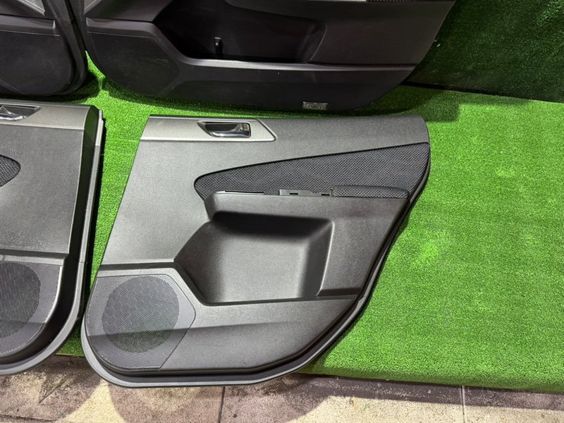 Обшивка дверей Forester 2011(062) SHJ FB20A Обшивка дверей Forester 2011(062) SHJ FB20A