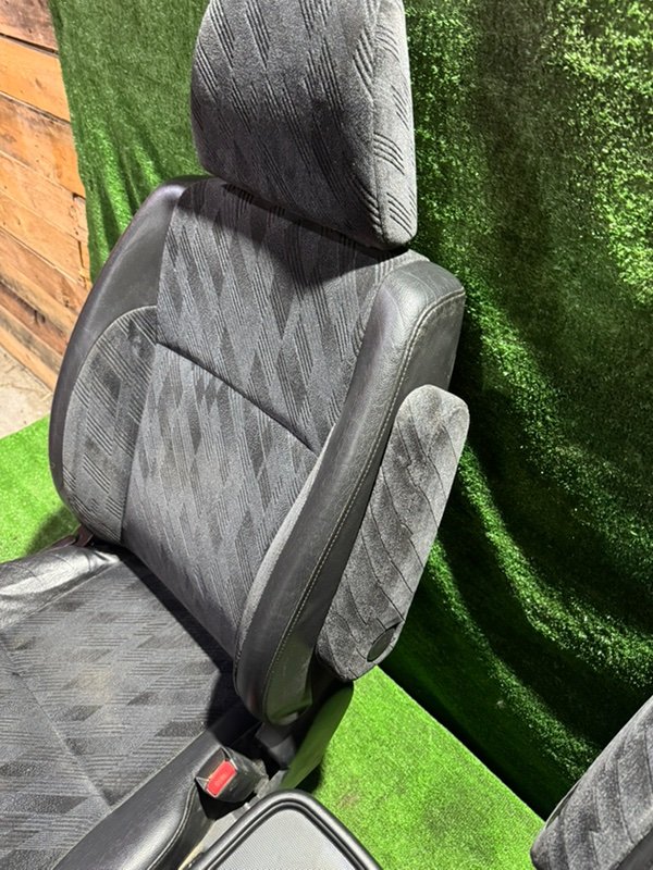 Сидение переднее CR-V 0567 rd4