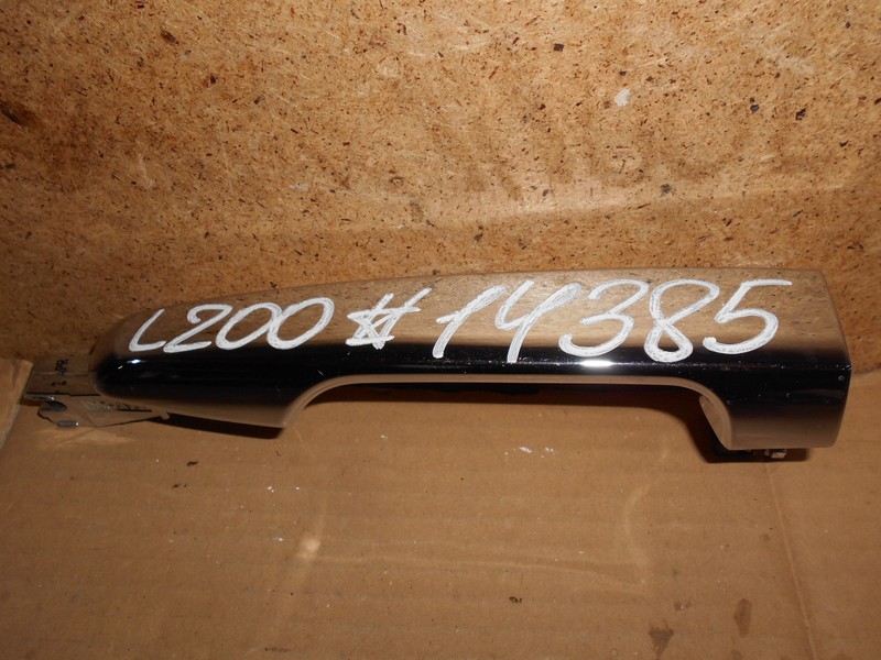 Ручка двери наружная Mitsubishi L200 (2005-2016)