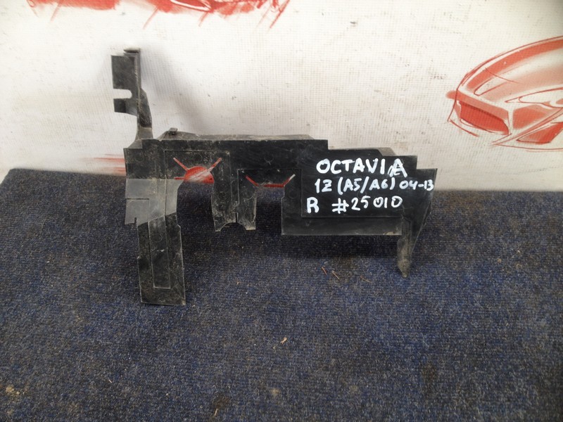 Дефлектор воздушного потока основного радиатора Skoda Octavia (2004-2013) правый