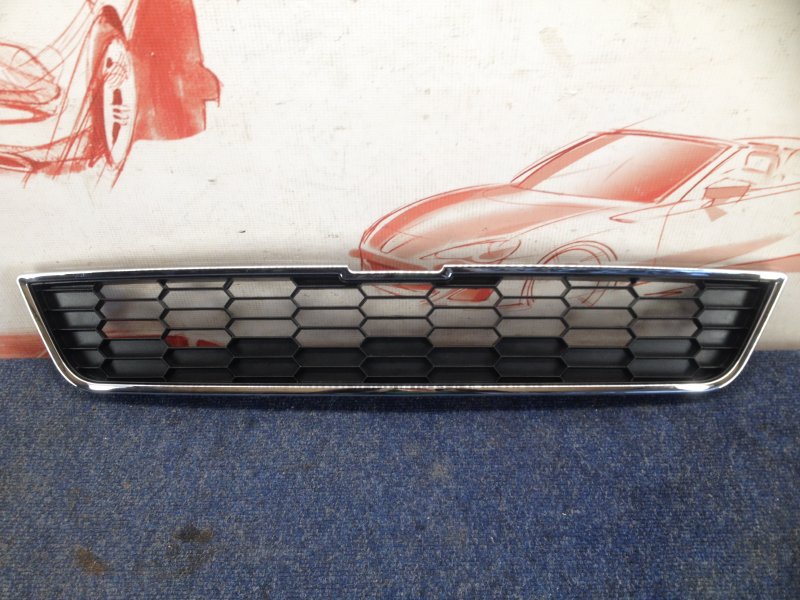 Решетка радиатора Chevrolet Aveo 2012-2015