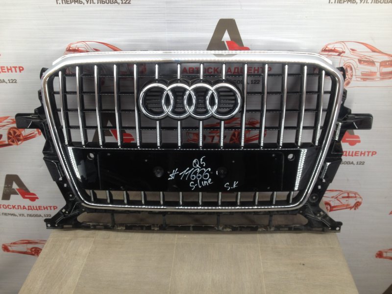 Решетка радиатора Audi Q5 (2008-2017) 2012