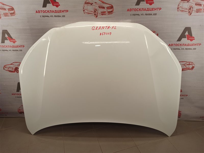 Капот Lada Granta 2018 Капот Lada Granta 2018