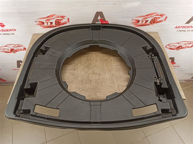 Обшивка багажника - прочие компоненты (ниши, пеналы и др.) Toyota Camry (Xv70) 2017-Н.в.