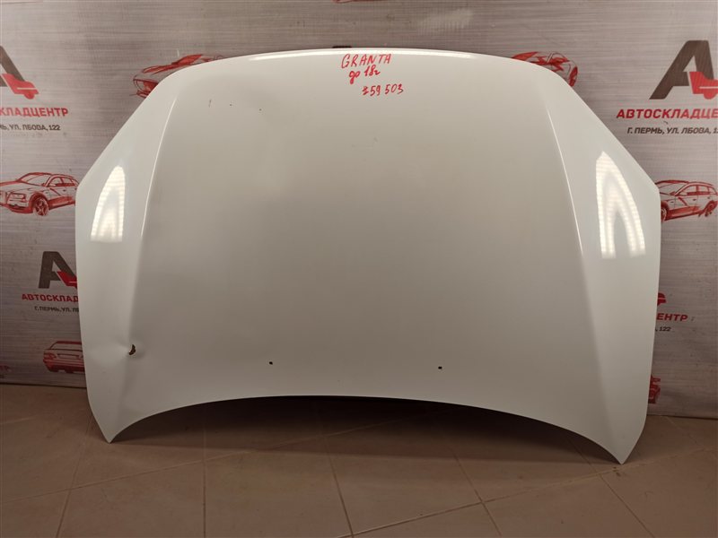 Капот Lada Granta 2011 Капот Lada Granta 2011