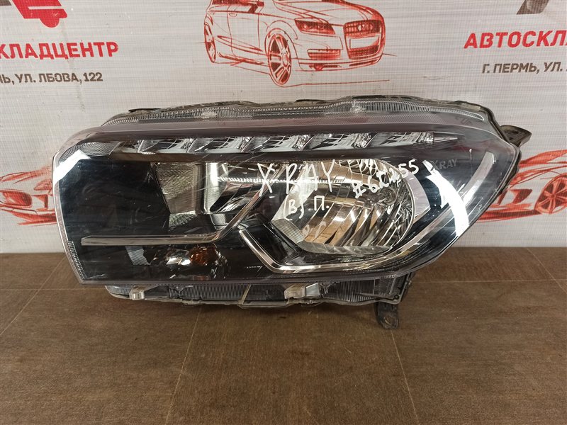 Фара левая Lada X-Ray Фара левая Lada X-Ray