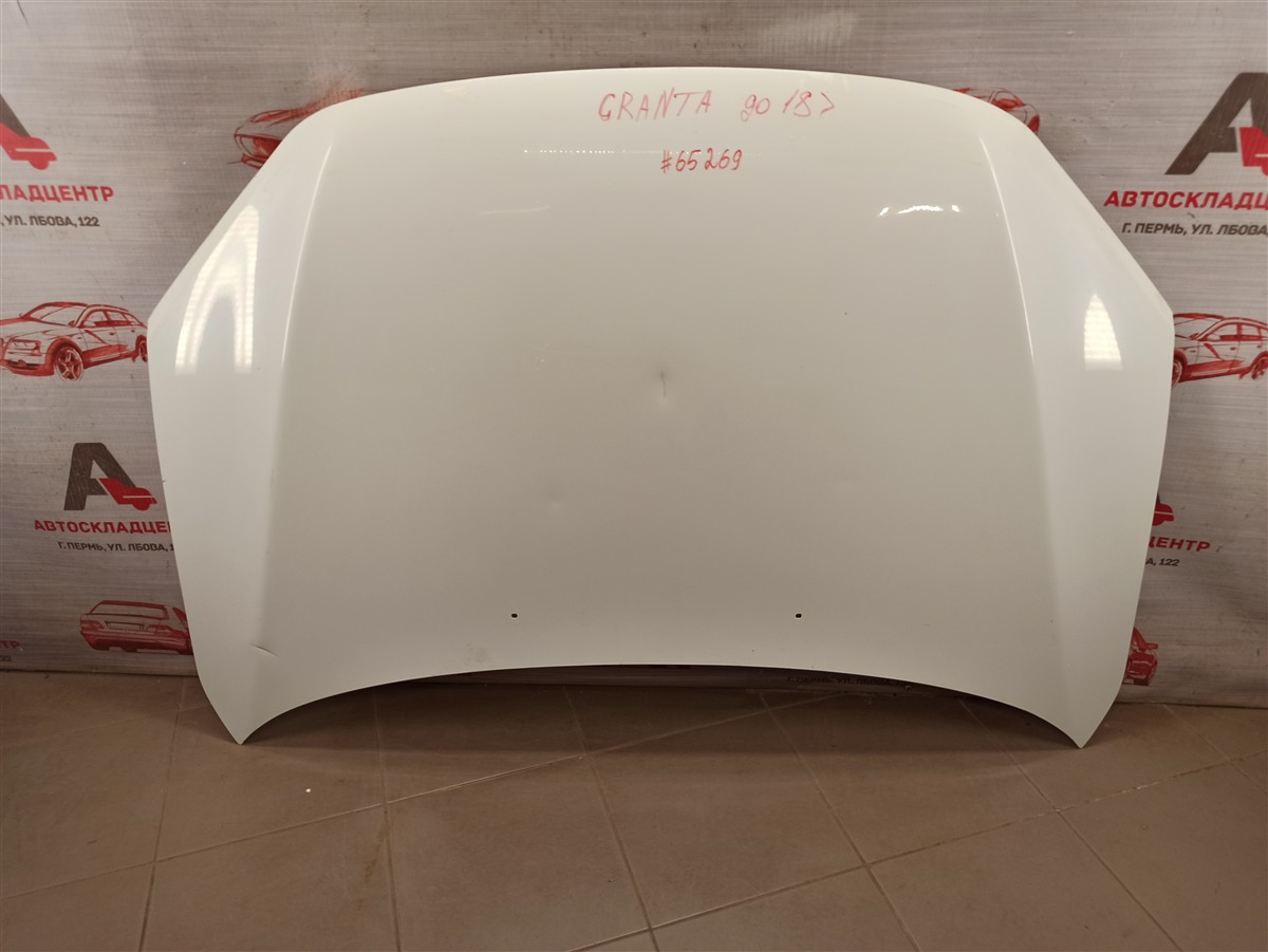 Капот Lada Granta 2011 Капот Lada Granta 2011